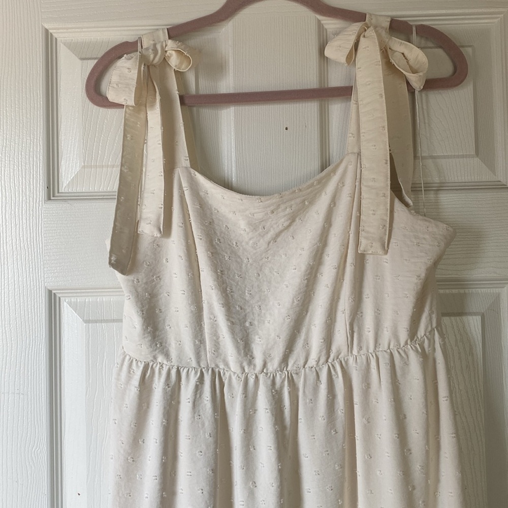 SO Cream dress - Picture 3 of 5